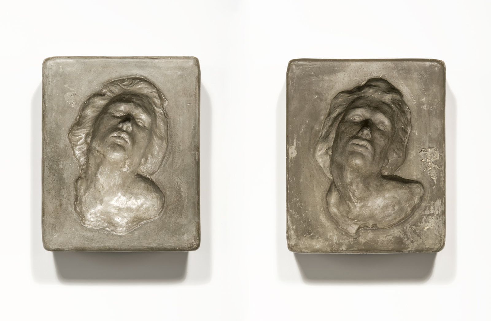 Valérie Blass, Damien en gris et rose, 2005, cement, latex, paint, 19 x 15 x 9 in. (47 x 38 x 22 cm)