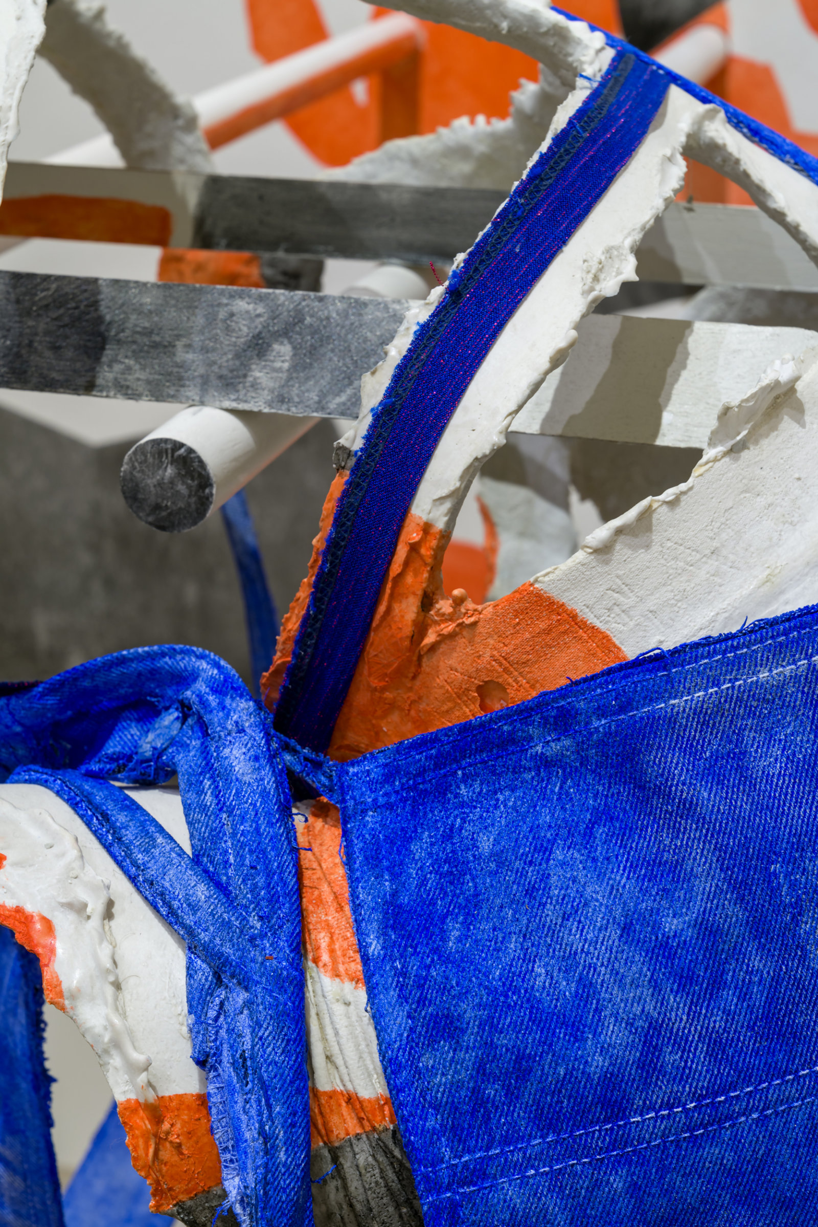 Valérie Blass, Le principe de la sueur: transpiration, évaporation, chaleur (detail), 2016, fabric, resin, polymer, forton, painting, 51 x 20 x 30 in. (129 x 51 x 75 cm)