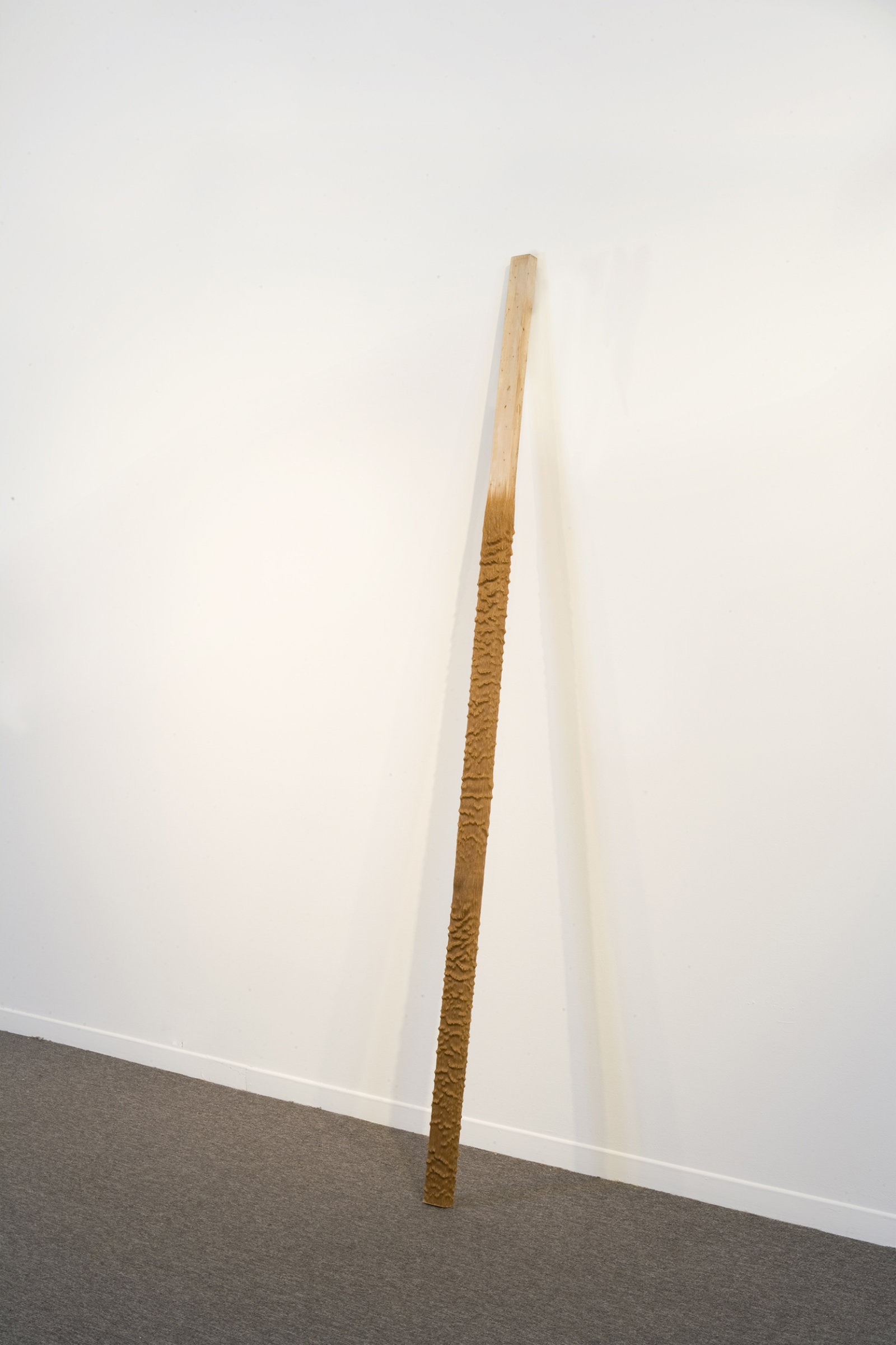 Valérie Blass, L’incroyable bâton de neiges, 2008, plush, wood, 36 x 3 x 2 in. (92 x 8 x 5 cm)