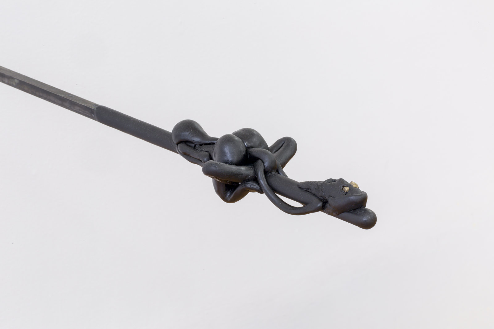 Valérie Blass, Sois Gentil (detail), 2014, welded steel rod, mastic, magic sculpt, 10 x 10 x 48 in. (24 x 27 x 121 cm)