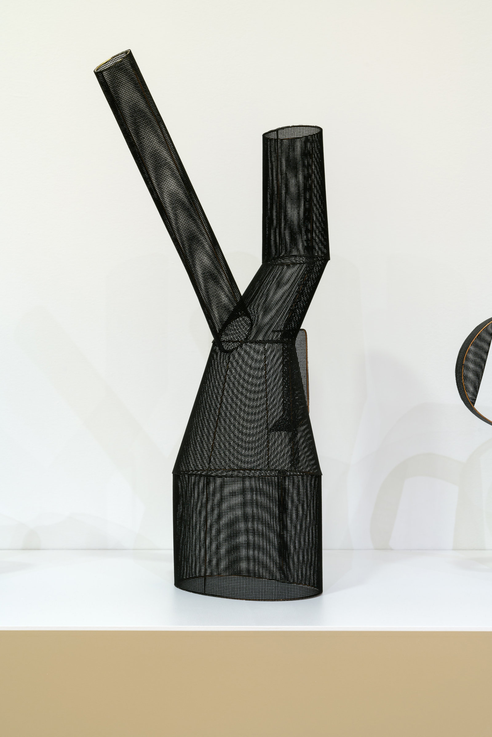 Valérie Blass, Terminons en beauté (cruche phallique), 2016, steel rod, embroidery fabric, threaded construction, PVC on plinth, 64 x 108 x 35 in. (164 x 274 x 78 cm)