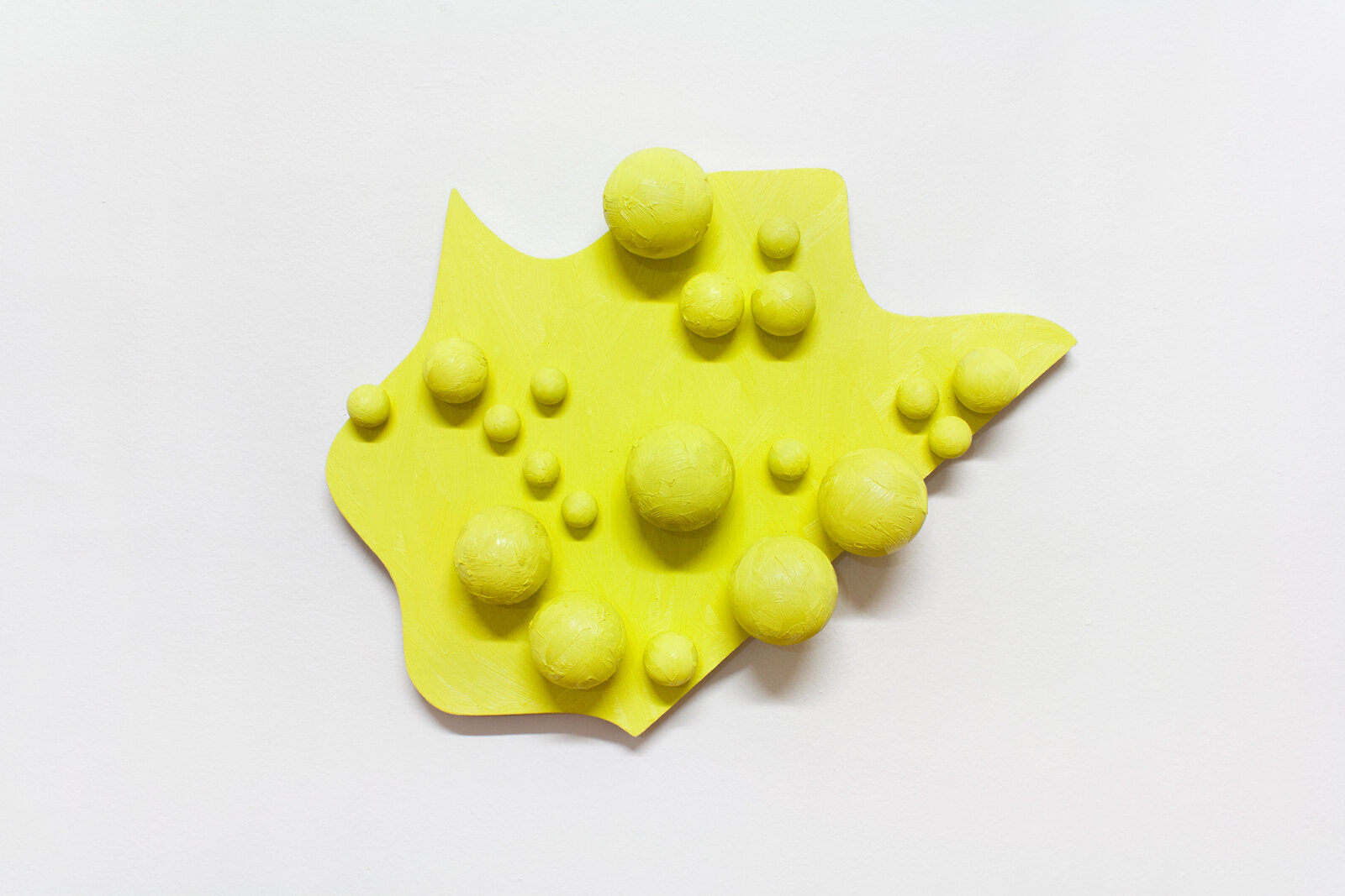 Eli Bornowsky, Comparison, 2017, oil and gesso on wood, 13 x 18 x 4 in. (33 x 46 x 10 cm)