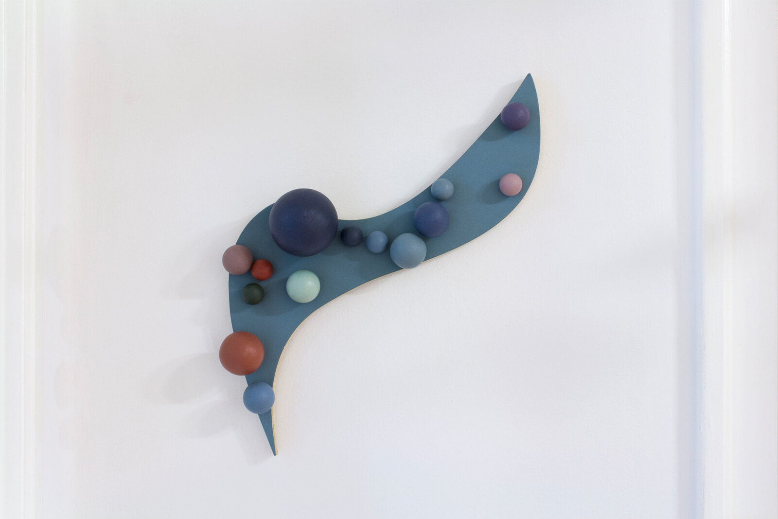 Eli Bornowsky, Endurable, 2017, oil and gesso on wood, 17 x 12 x 4 in. (43 x 31 x 10 cm)