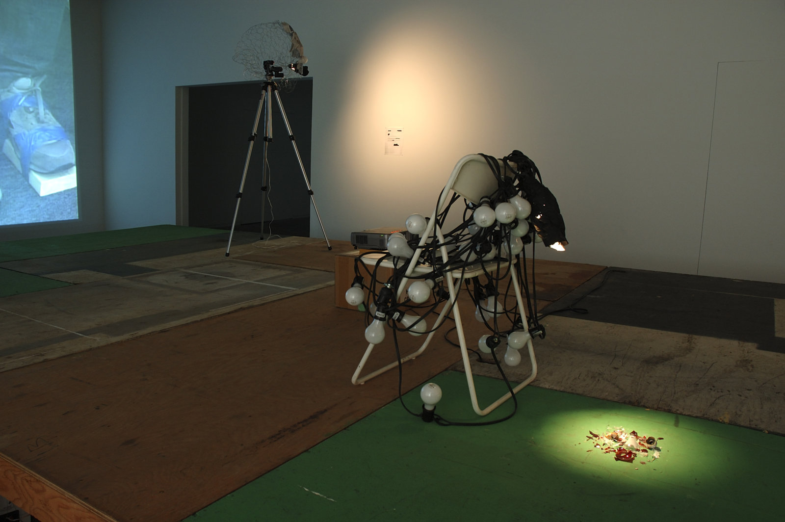 Geoffrey Farmer, Airliner Open Studio (installation), 2006, variable components and dimensions