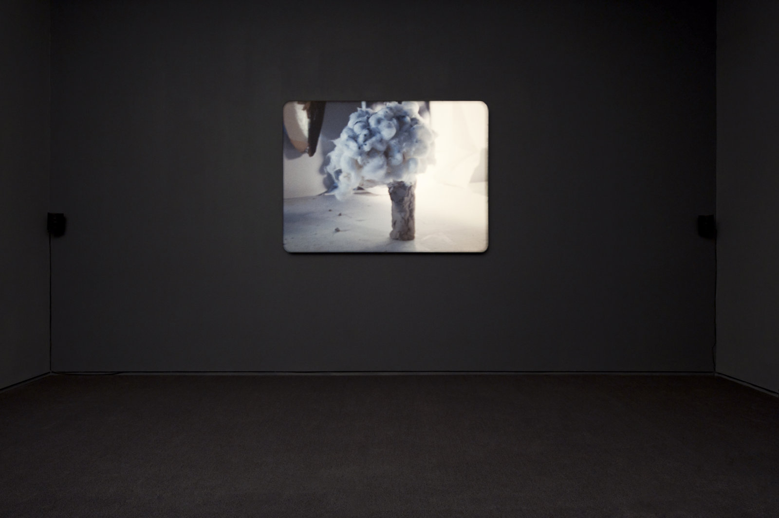 Kasper Feyrer, The artist’s studio, 2010, colour 16mm film loop with non-synchronized sound, 5 minutes, 5 seconds