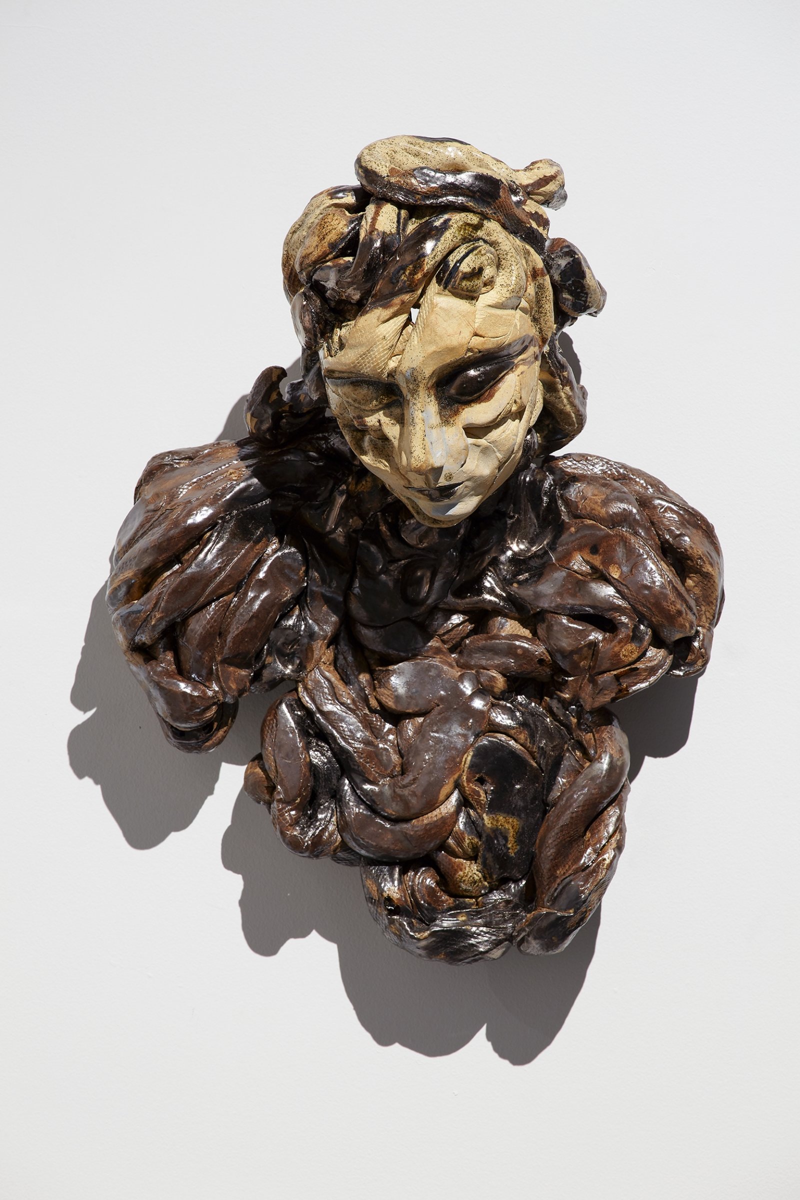 Rochelle Goldberg, Intralocutor, “You don’t have to eliminate players”, 2017, glazed ceramic, 21 x 16 x 9 in. (54 x 39 x 23 cm). Installation view, Intralocutors, Miguel Abreu Gallery, New York, USA, 2017