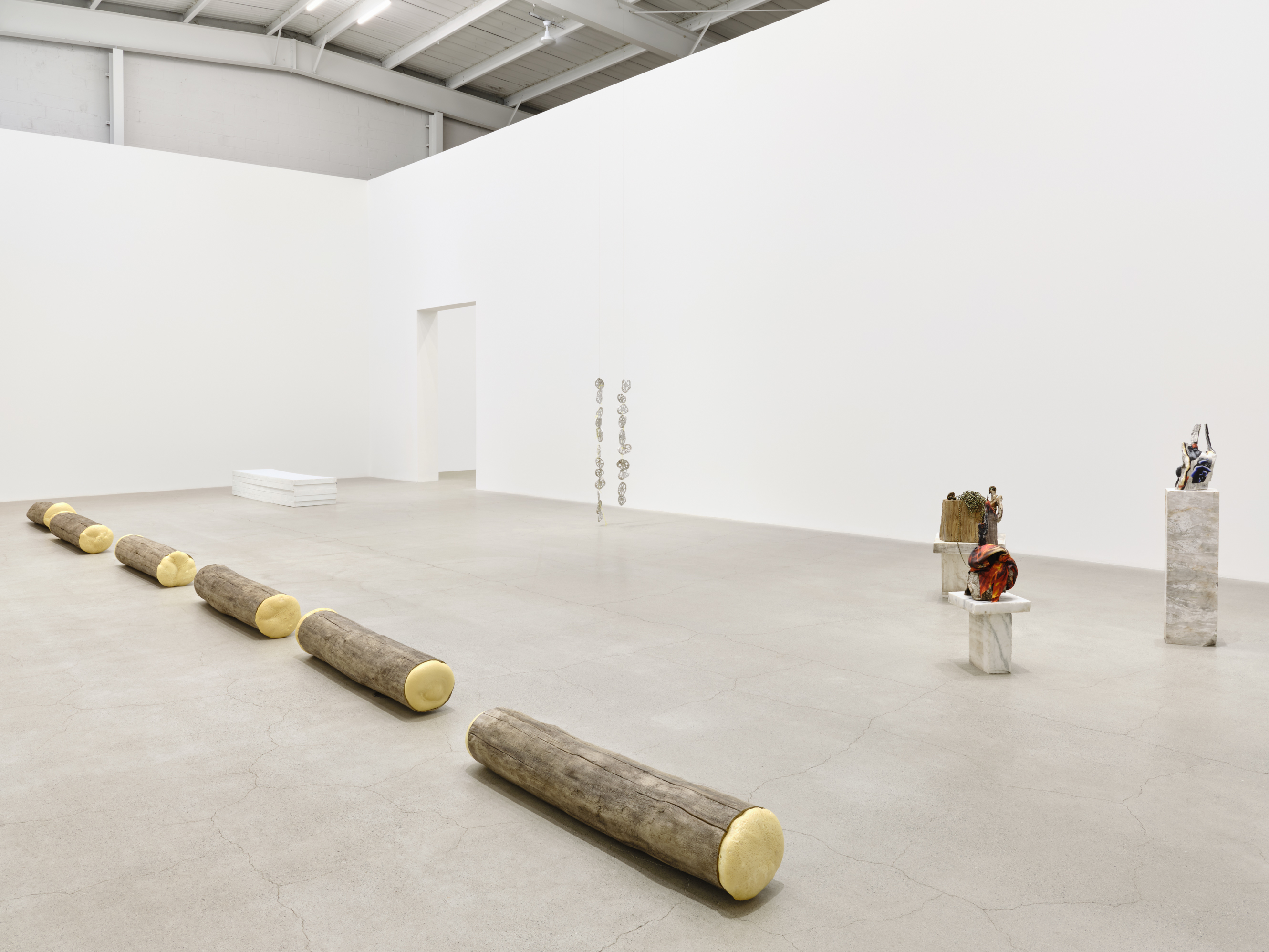 Liz Magor, Laurie Kang, Valérie Blass, installation view, Do Redo Repeat, Catriona Jeffries, Vancouver, 2022 by 