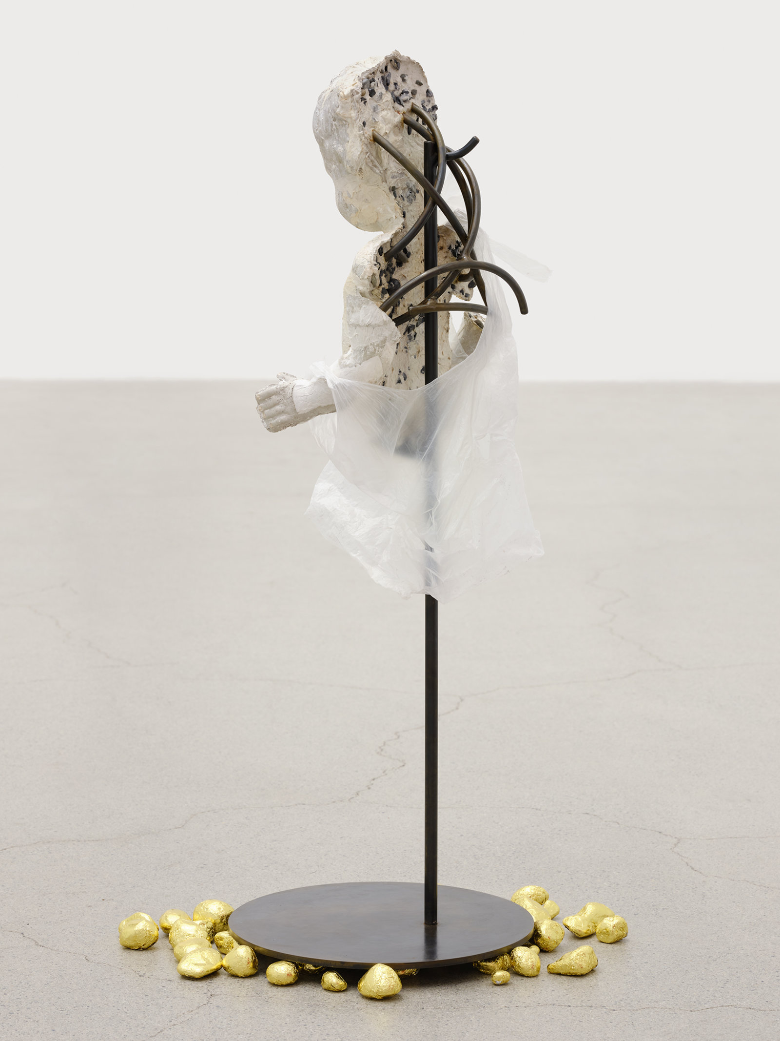Rochelle Goldberg, Le Petit Bourgeois Shopaholic, 2021, concrete, toilet paper, rocks, steel, acrylic medium, bag, aluminium foil, 35 x 20 x 15 in. (87 x 50 x 38 cm)