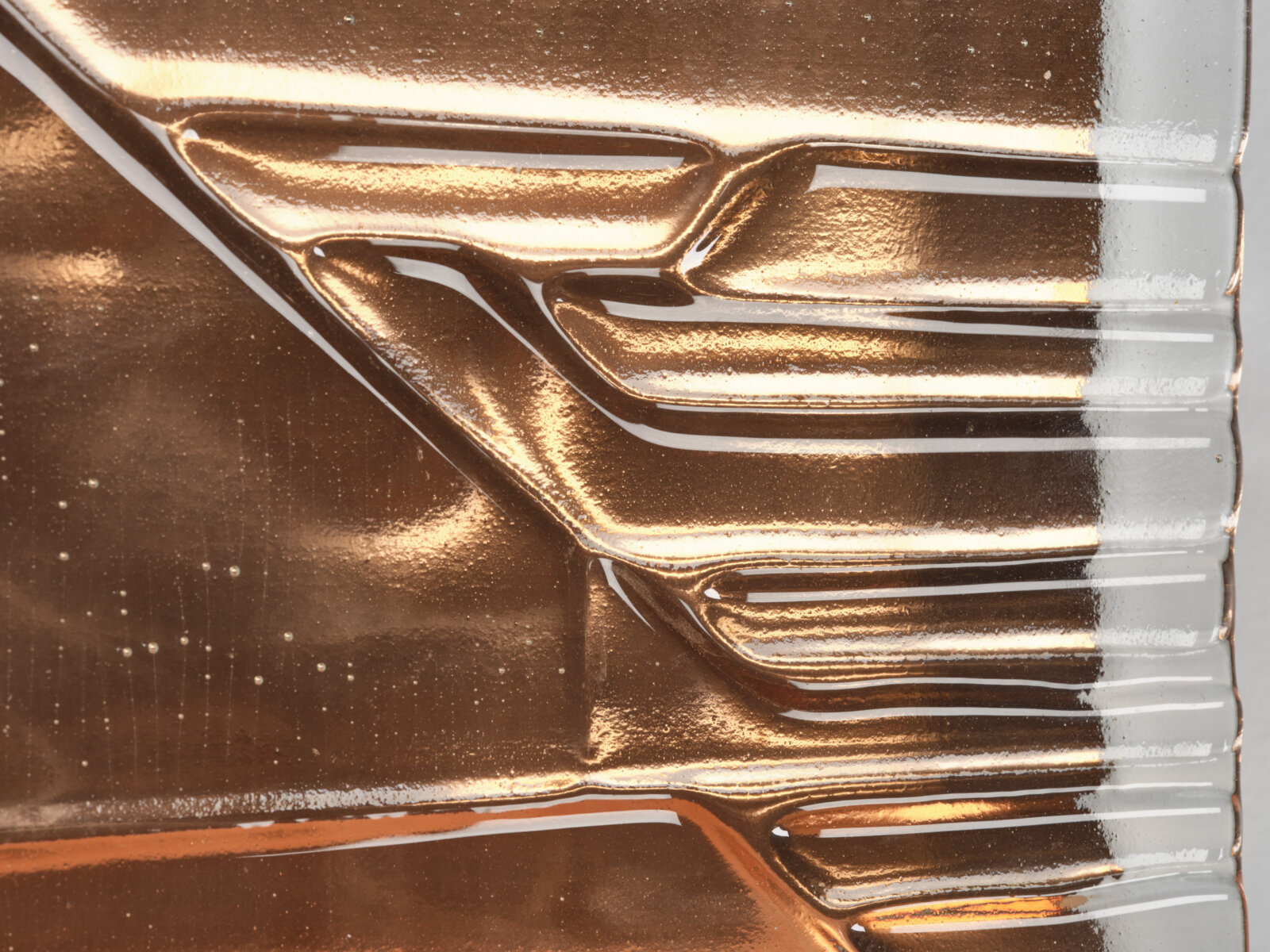 Devon Knowles, Flow no. 2 (detail), 2022, glass, copper, felt, steel, 12 x 12 x 3 in. (31 x 31 x 6 cm)