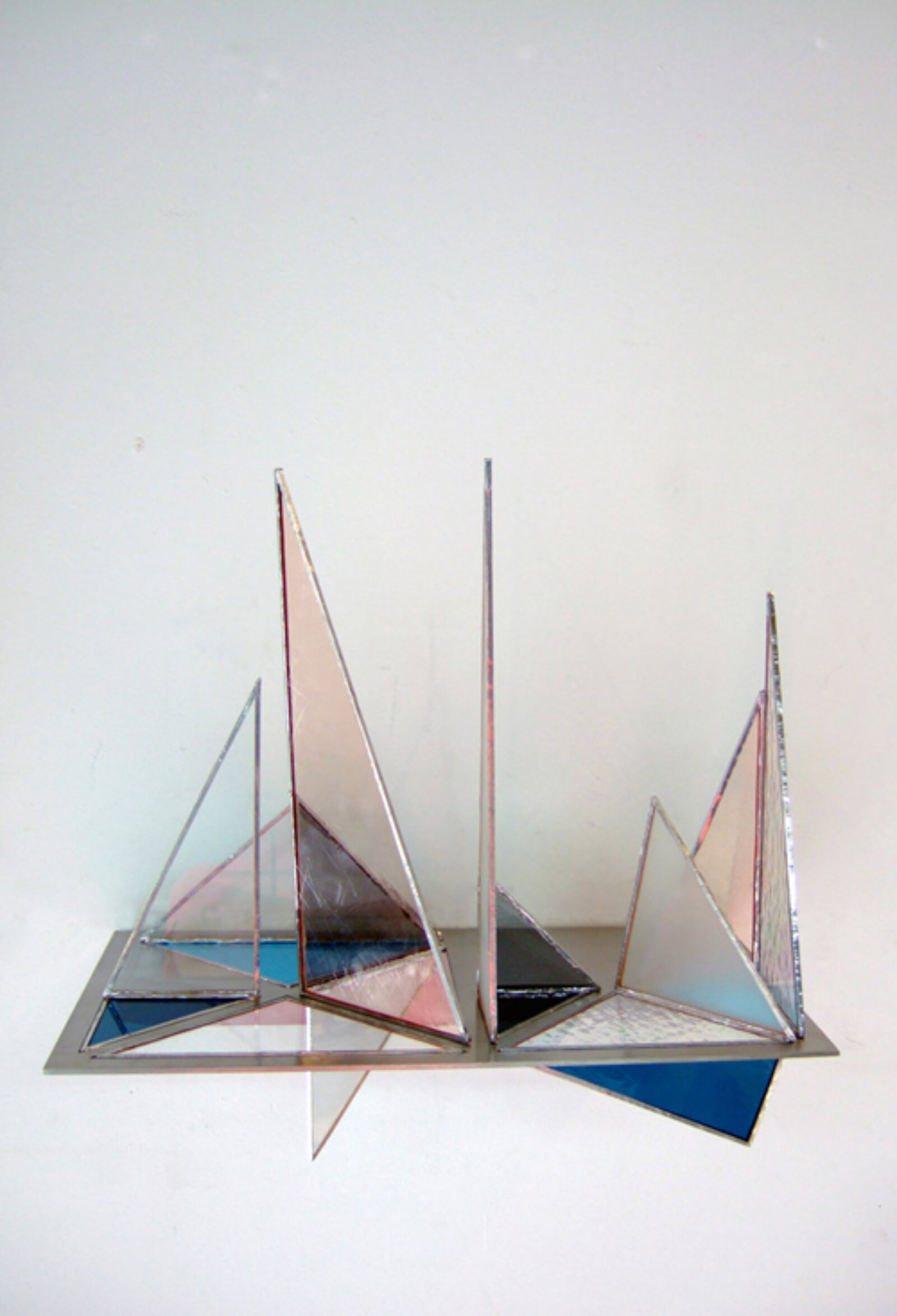Devon Knowles, Glassidy, 2009, glass, stainless steel, 15 x 18 x 11 in. (38 x 46 x 28 cm)