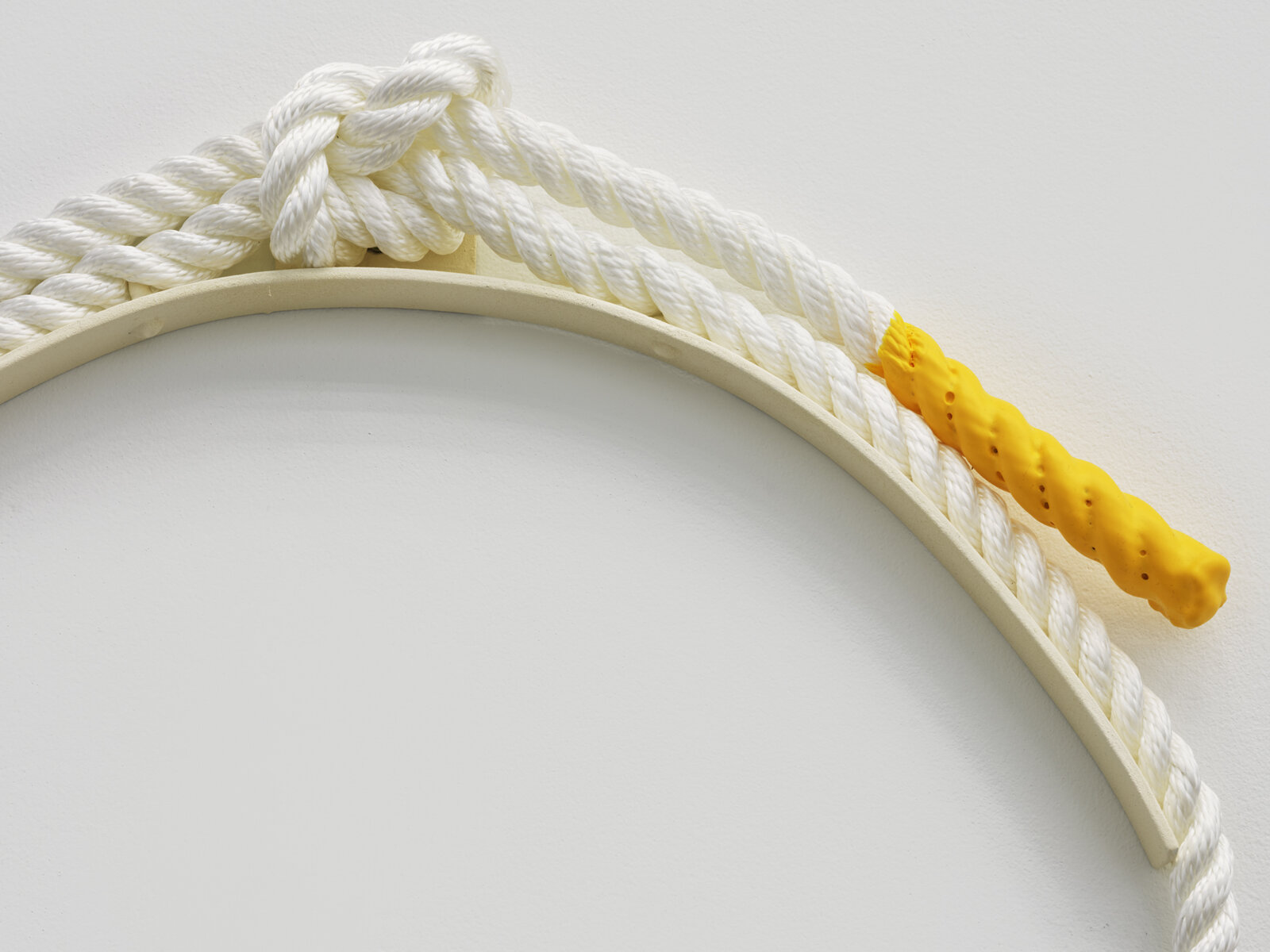 Devon Knowles, Grains of Sand (detail), 2024, glass frit, nylon rope, painted metal, rubber, 56 x 18 x 4 in. (142 x 45 x 10 cm)