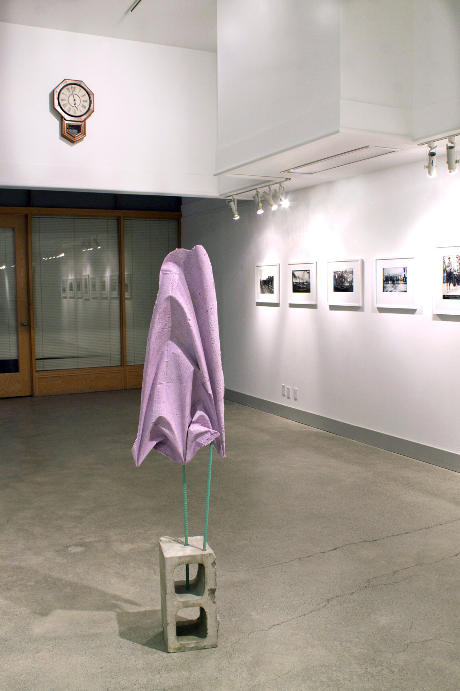 Devon Knowles, Mauve Ghosts, 2013, concrete, pigment, steel, dimensions variable. Installation view, Black Diamond Dust, Nanaimo Art Gallery, Canada, 2014