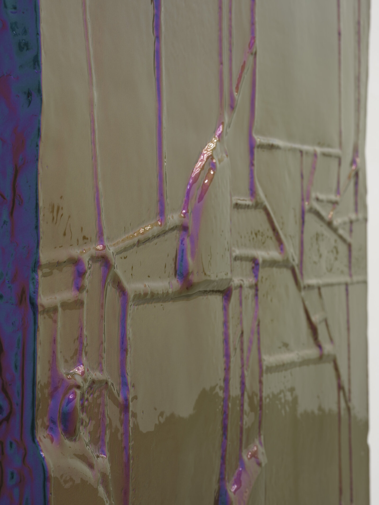 Devon Knowles, Self-Presence (detail), 2024, aluminum, chromaflair paint, 36 x 36 x 3 in. (91 x 91 x 8 cm)