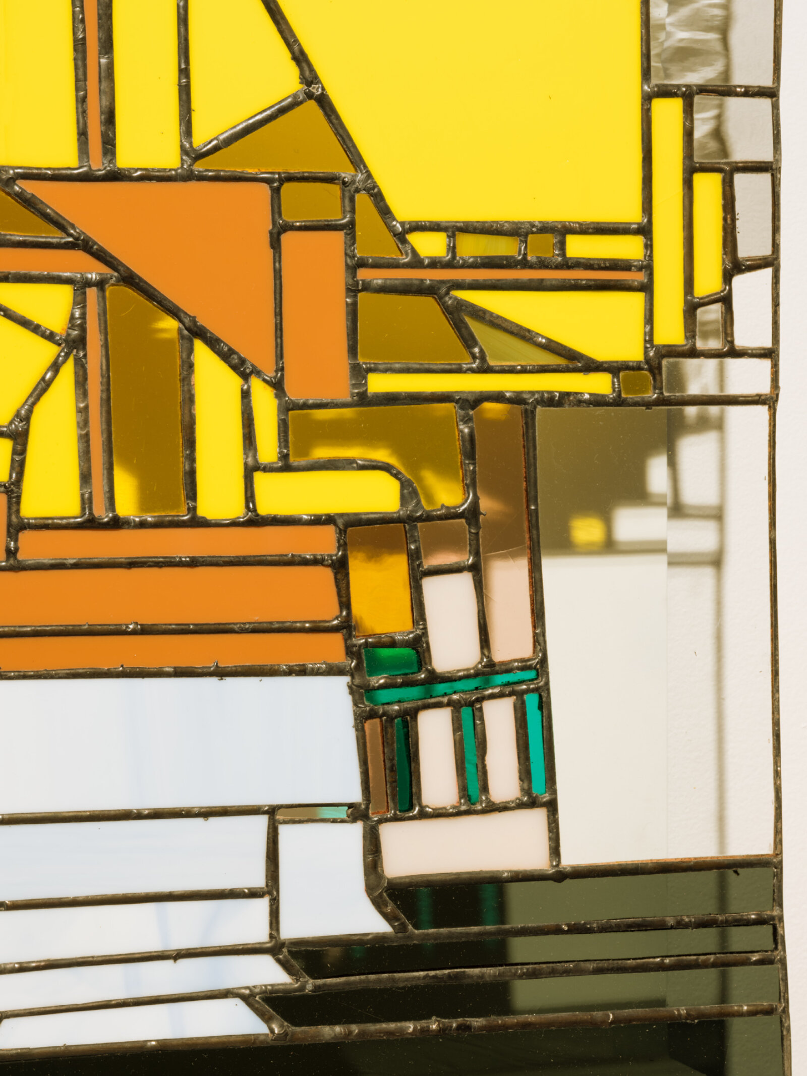 Devon Knowles, Walking Spectrum II, ii , S17 (detail), 2018, glass, biodegradable plastic cup, applewood, elastic band, latex balloon, paper, stickers, lead, tin, steel, paint, 22 x 23 x 4 in. (60 x 58 x 10 cm)