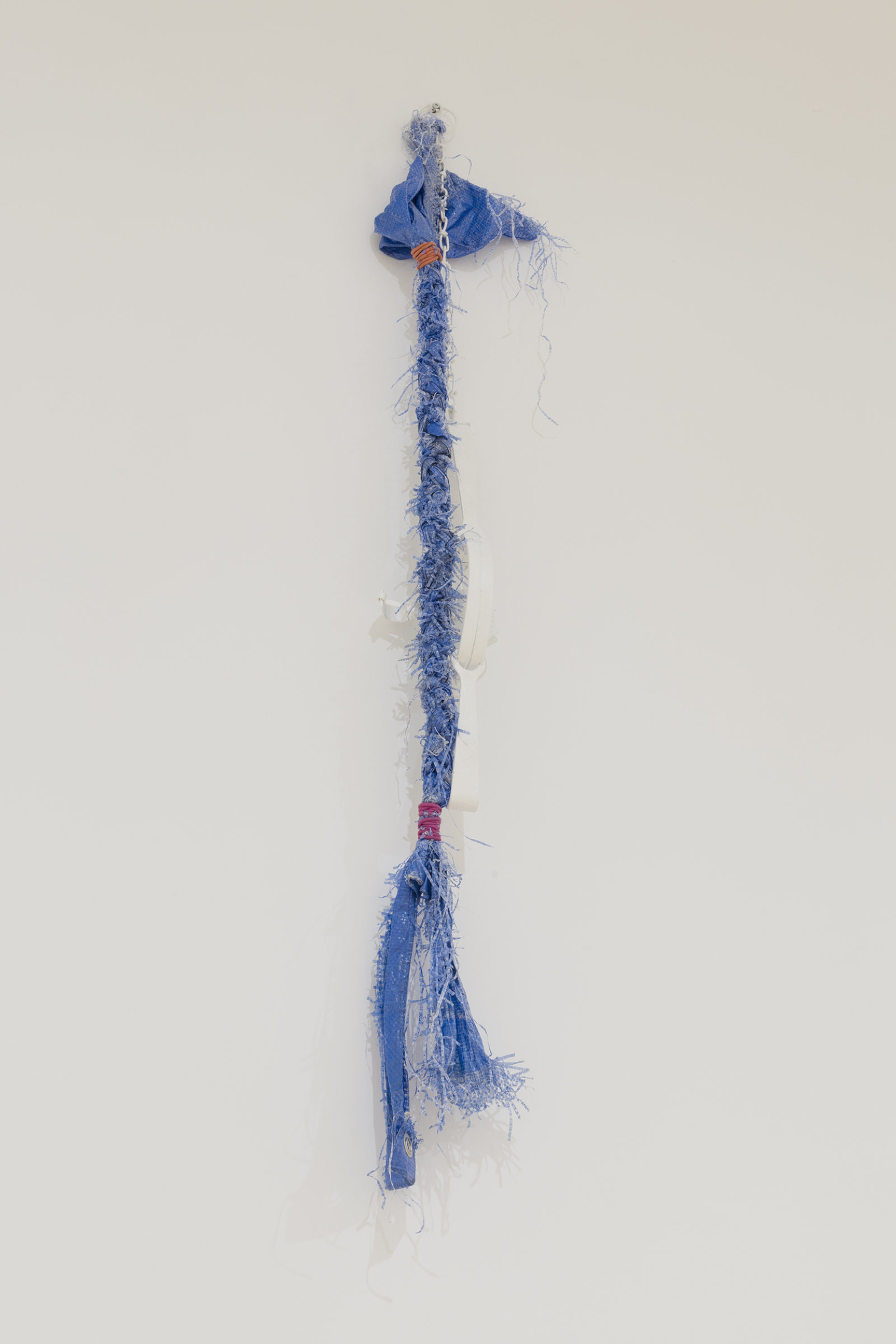 Duane Linklater, blues for the grasses, 2017, tarpulin, elastics, powder coated trap, 53 x 8 x 4 in. (135 x 20 x 10 cm)