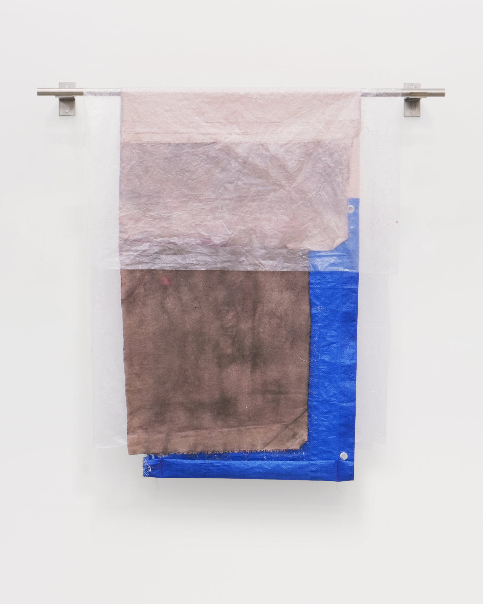 Duane Linklater, dry_cloud, 2022, canvas, tarpaulin, plastic, thread, cochineal, steel, 48 x 48 x 6 in. (122 x 122 x 16 cm)