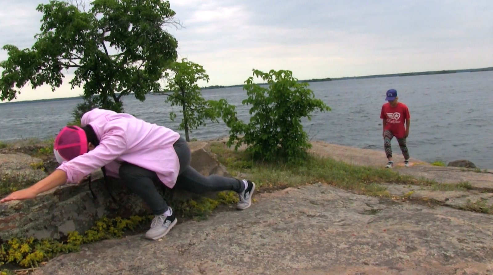 Tanya Lukin Linklater, How we mark land and how land marks us, 2017, site-specific performance