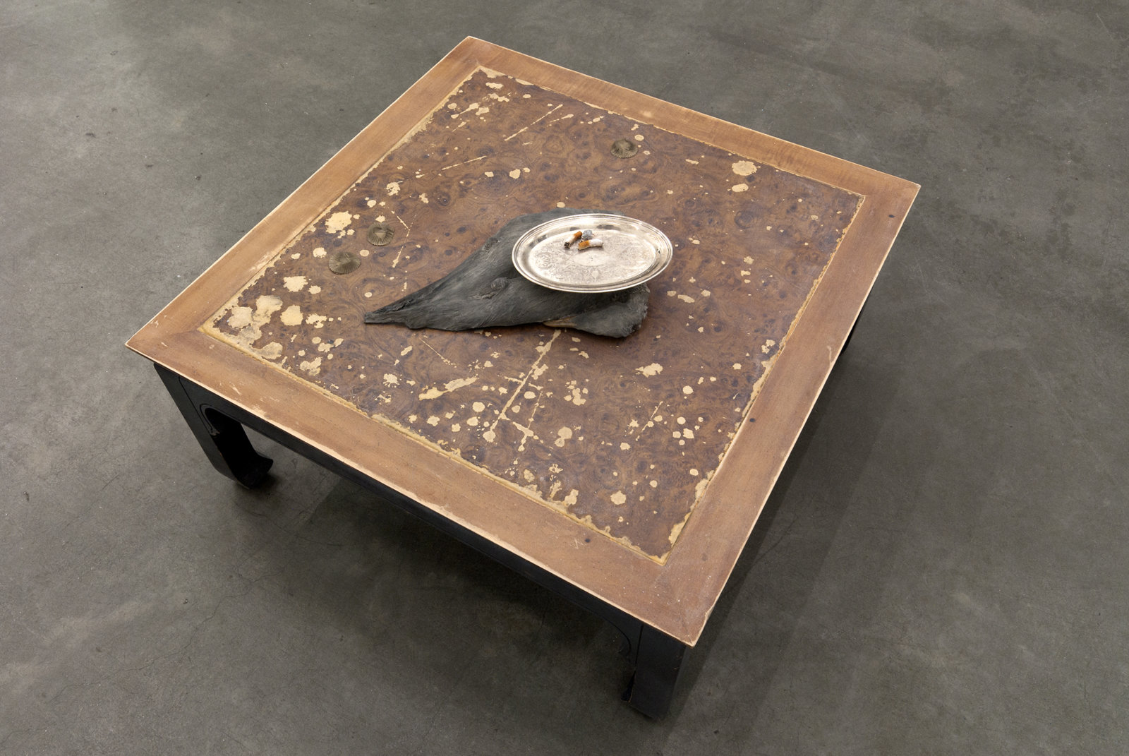 Liz Magor, Coffee Table with Burl, 2010, table, polymerized gypsum, 36 x 36 x 16 in. (91 x 91 x 41 cm)