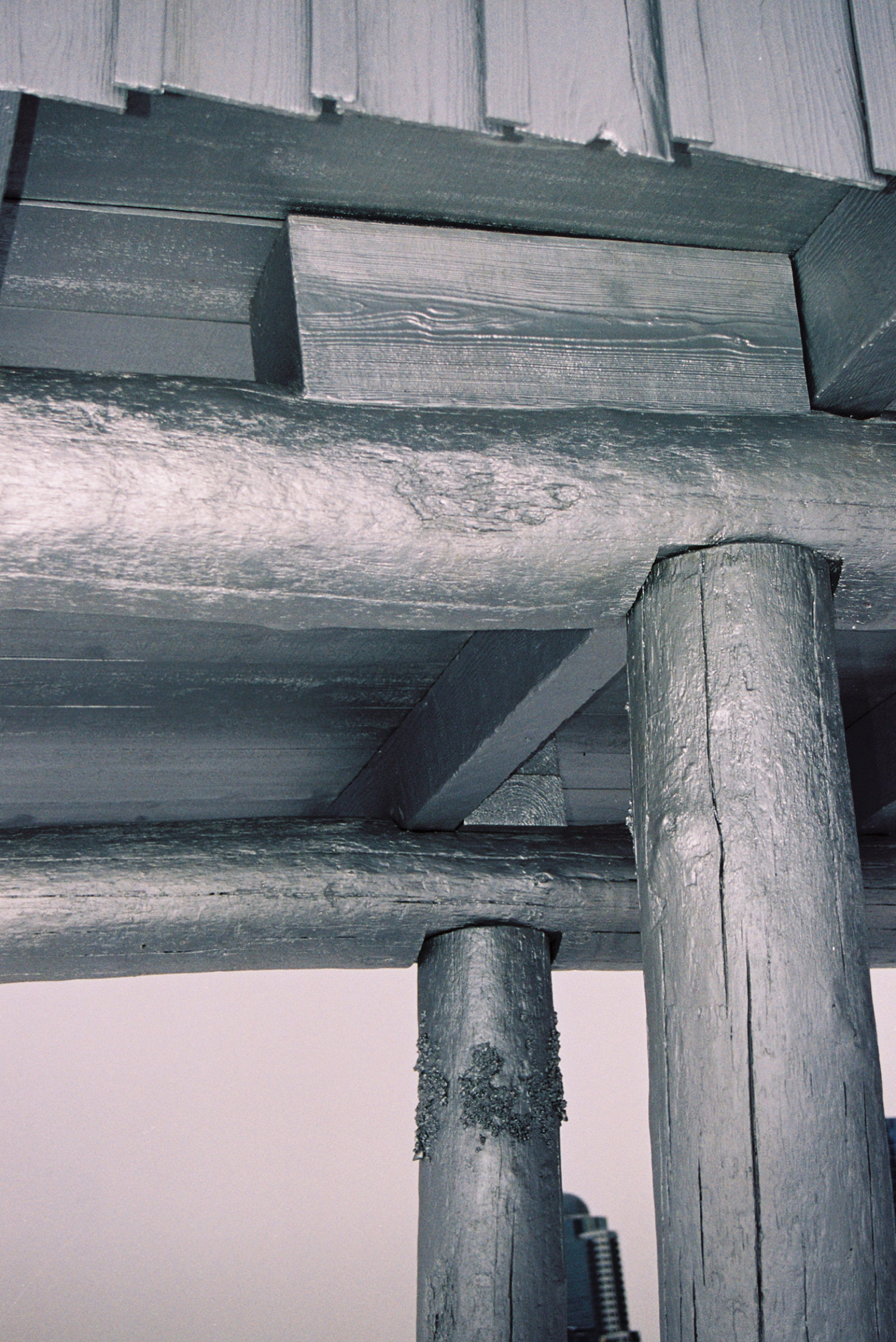Liz Magor, LightShed (detail), 2005, cast aluminum, dimensions variable. Installation view, Coal Harbour, Vancouver, BC