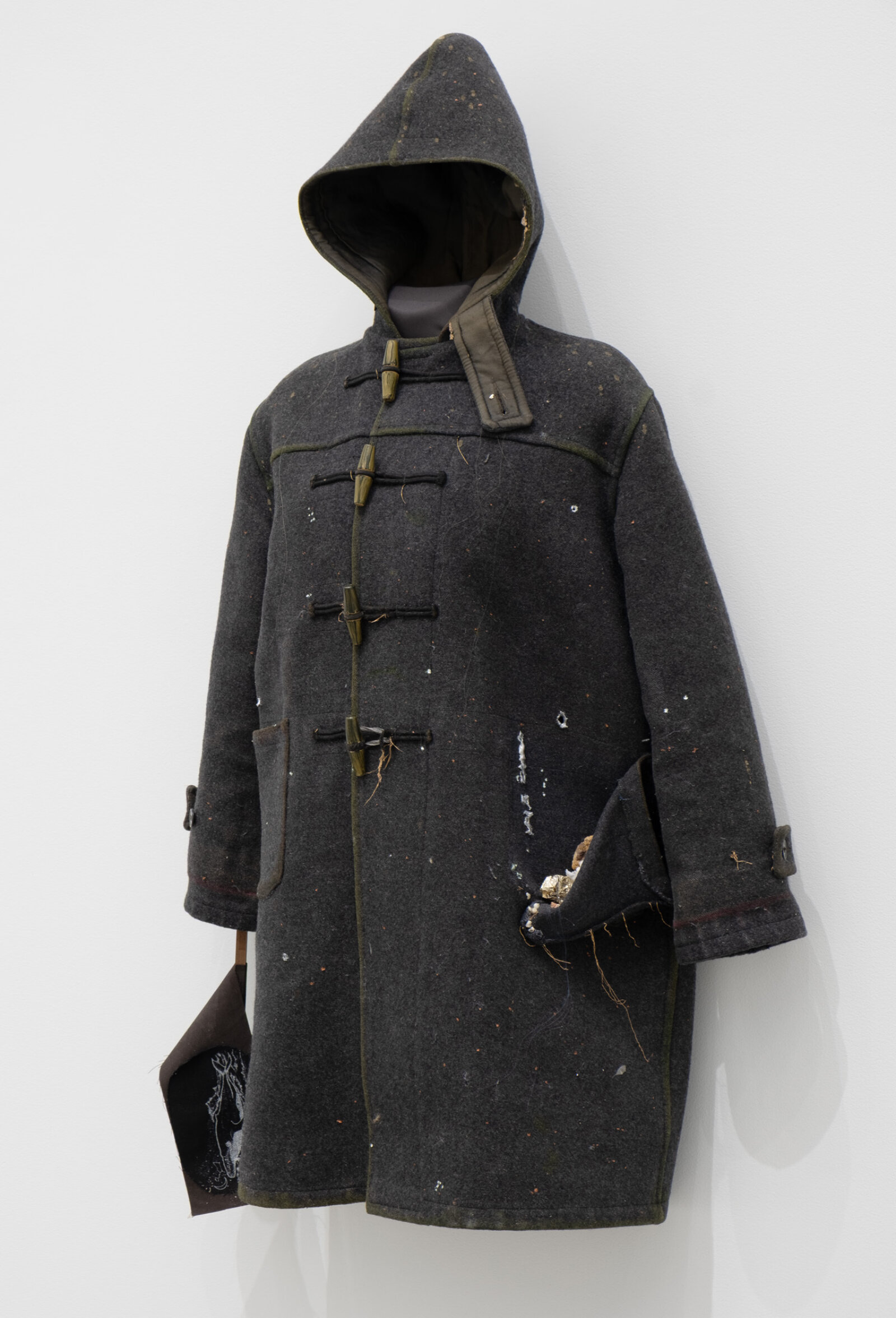 Liz Magor, Perennial, 2021, textile, paint, hair, polymerized gypsum, wood, 45 x 28 x 12 in. (114 x 71 x 31 cm)