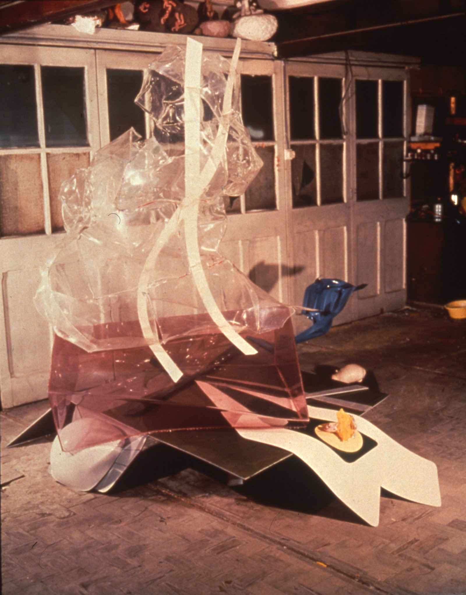 Jerry Pethick, Intersection, 1967, thermo plastics, 86 x 72 x 65 in. (219 x 183 x 165 cm)