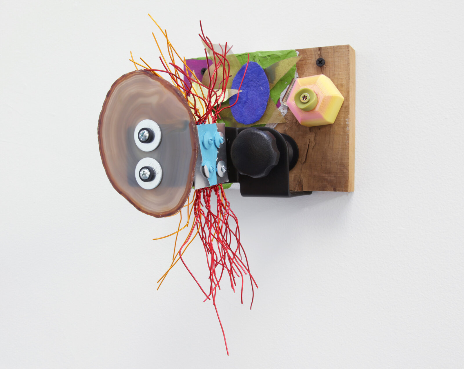 Jessica Stockholder, Dashboard, 2023, agate stone, wood, hardware, plastic, acrylic, brass mesh, wire, painted felt, acrylic paint, 13 x 8 x 8 in. (33 x 20 x 19 cm)