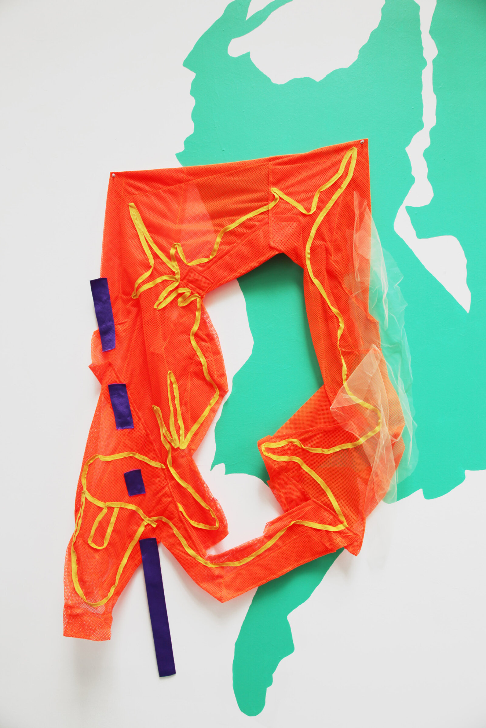 Jessica Stockholder, Mind the gap: Specific Shape plus Object (detail), 2022, mesh fabric, tulle, webbing, bias binding tape, acrylic paint, 61 x 43 x 4 in. (155 x 109 x 10 cm)